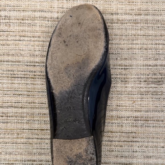Louis Vuitton Women's Ombré Navy & Black Patent Flats 39.5 - Picture 9 of 13